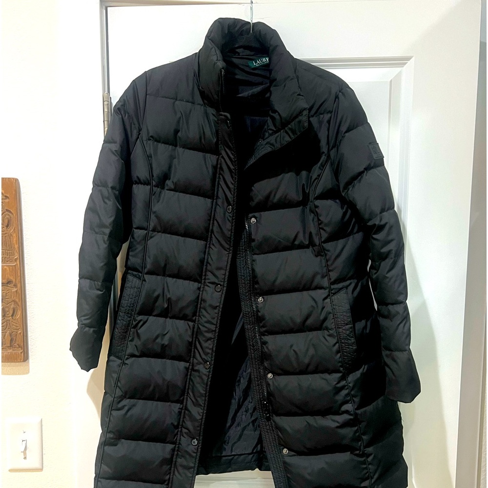 Ralph Lauren winter coat, size medium. Worn one season.